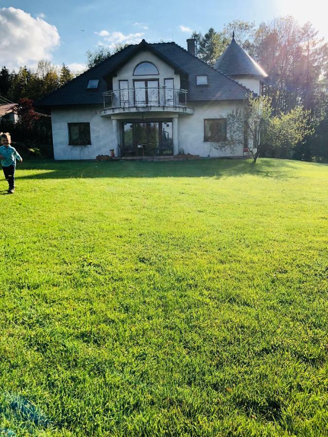 Nibylandia Dom pod Lasem Nowa Wies Grodziska Exterior foto